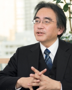 En memoria de Satoru Iwata. 1959-2015