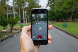Pokémon GO te permitirá jugar con tus amigos y tu compañero Pokémon utilizando la realidad aumentada